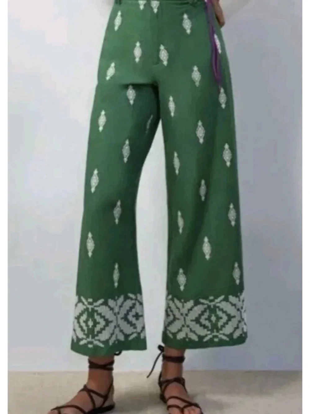 NEW Zara Embroidery High Waisted Straight Pants Size Medium Viscose Linen